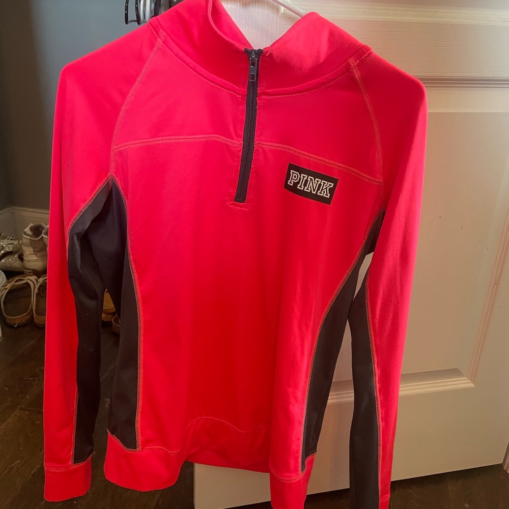PINK top size medium